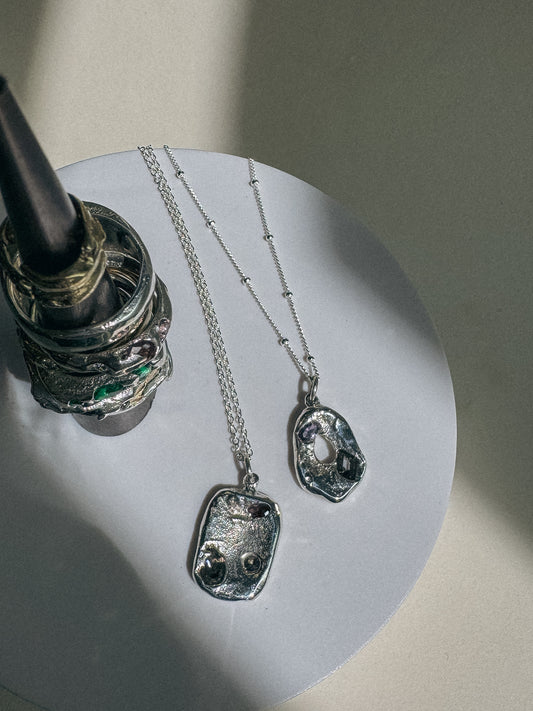 Loop Necklace